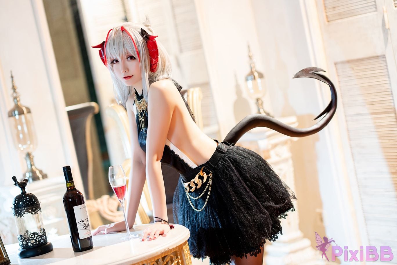 Coser Hoshilily W PixiBB.COM 001