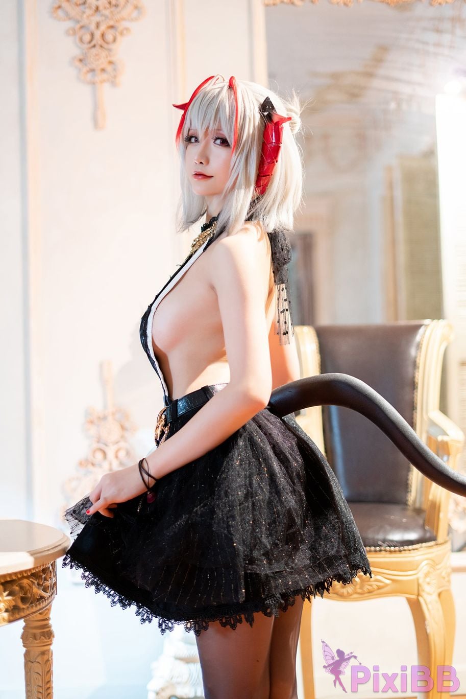 Coser Hoshilily W PixiBB.COM 004