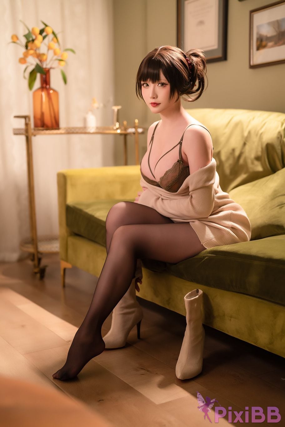 Coser Hoshilily 2023 5 PixiBB.COM 022