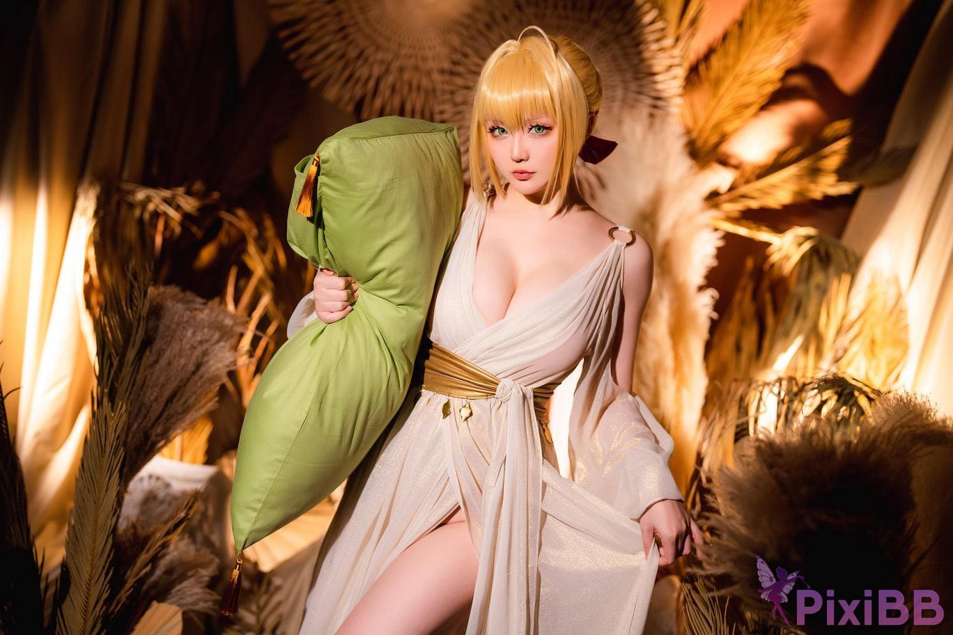 Coser Hoshilily 239B fate PixiBB.COM 012