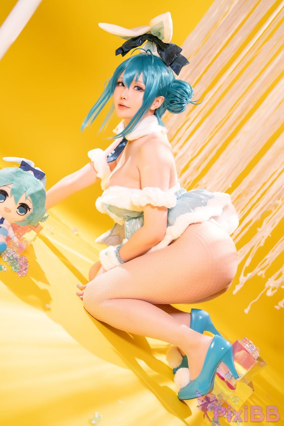 Coser Hoshilily 239A Miku PixiBB.COM 033