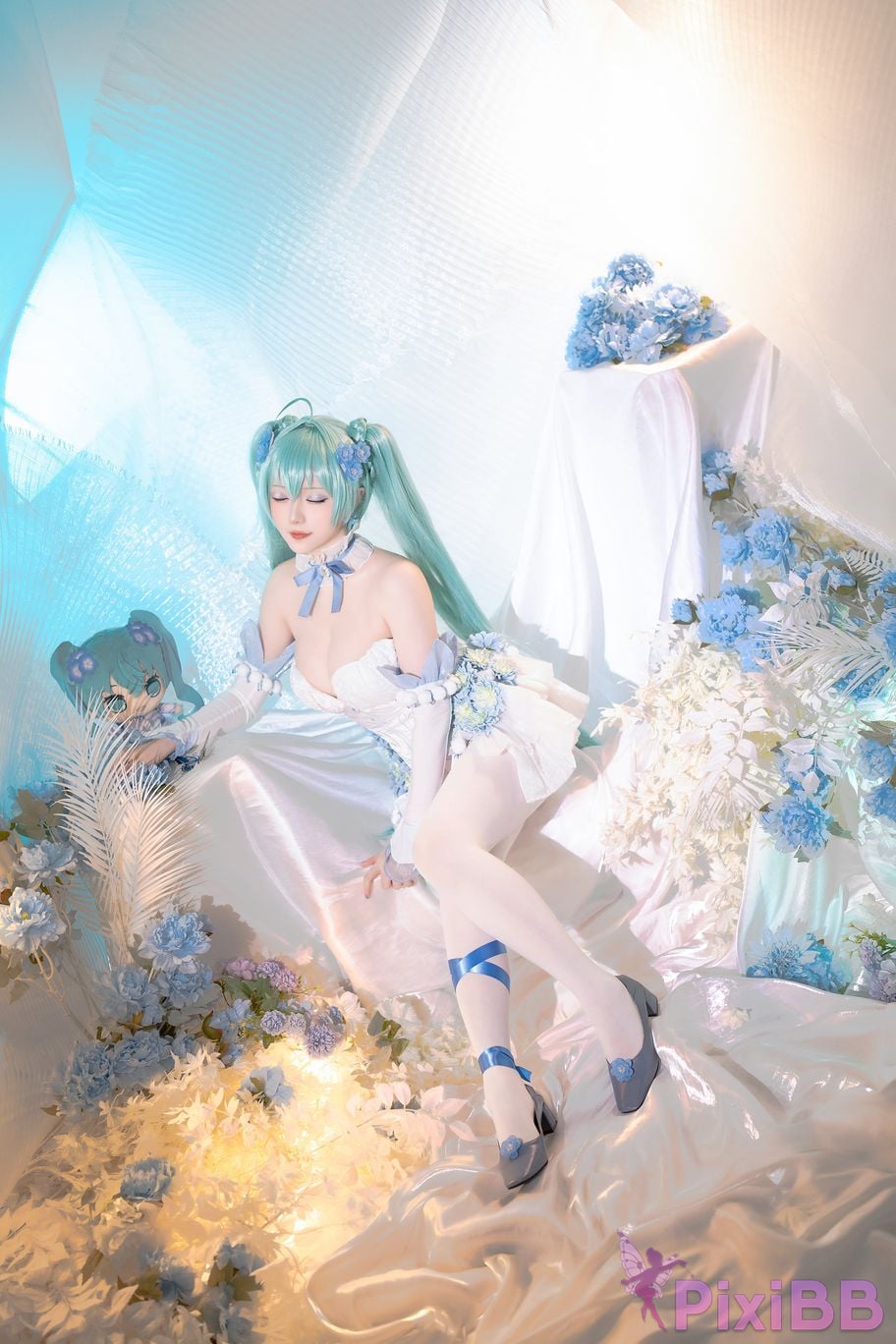 Coser Hoshilily 202402A PixiBB.COM 007