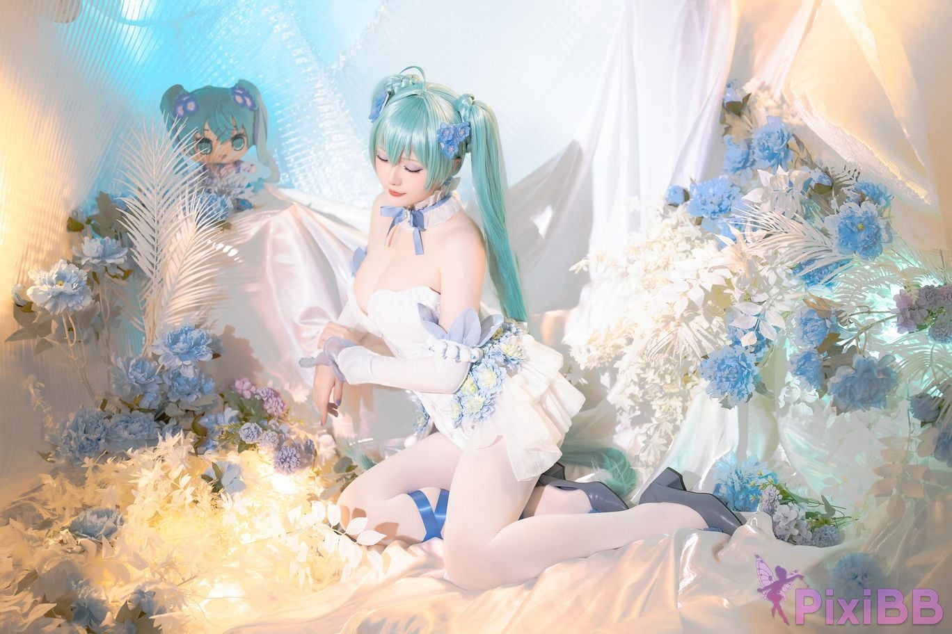 Coser Hoshilily 202402A PixiBB.COM 011