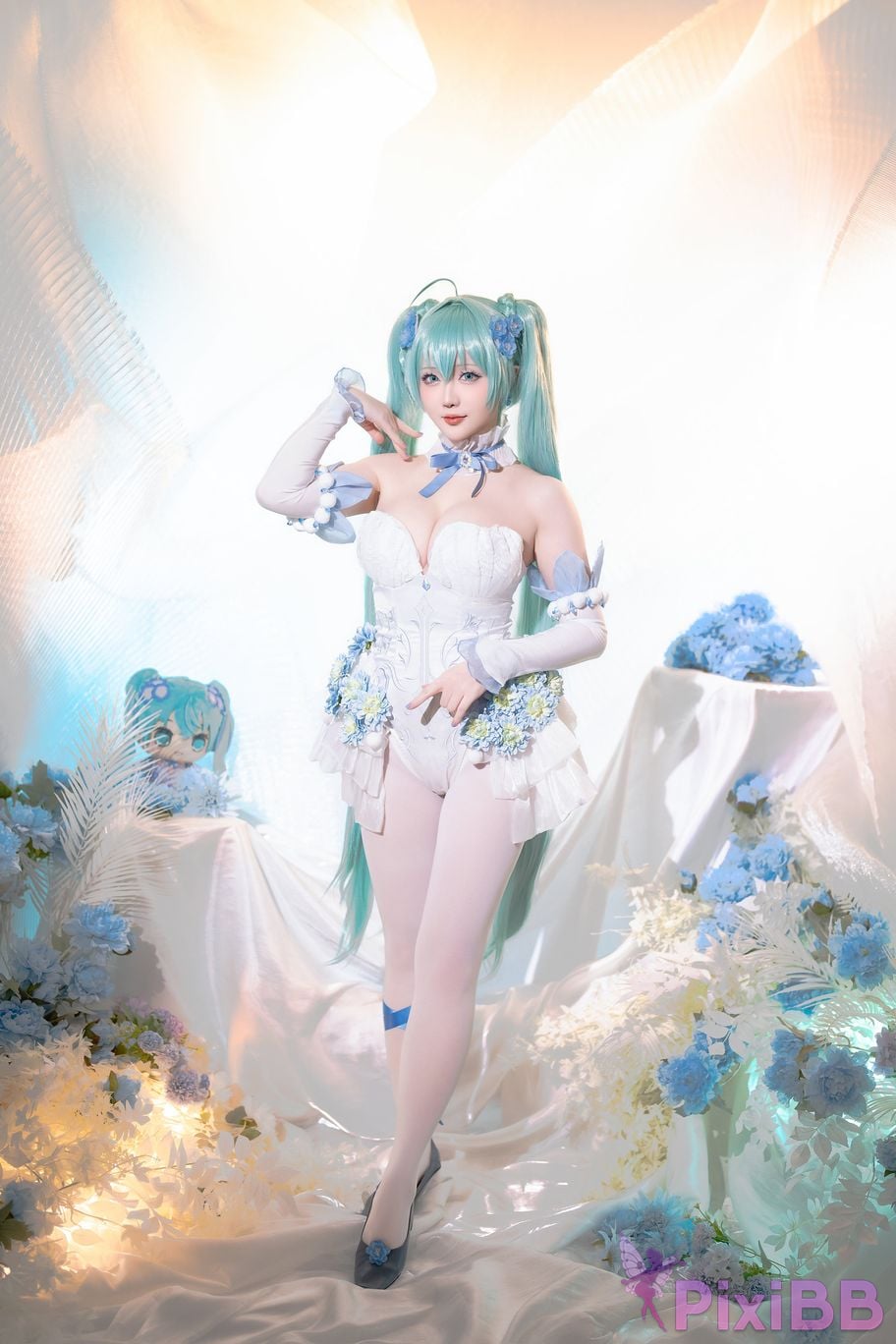 Coser Hoshilily 202402A PixiBB.COM 012