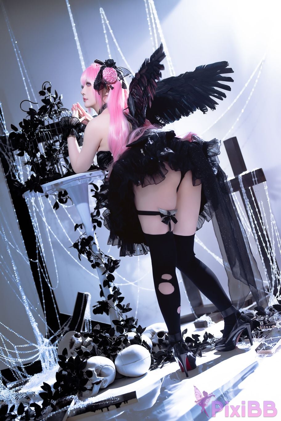 Coser Hoshilily 202402B NIKKE PixiBB.COM 002