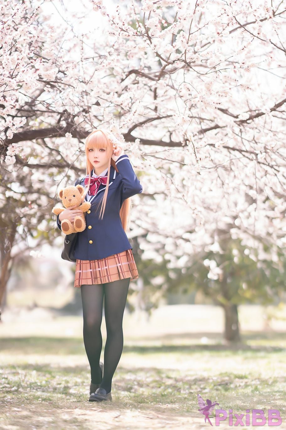 Coser Hoshilily 202404 PixiBB.COM 002
