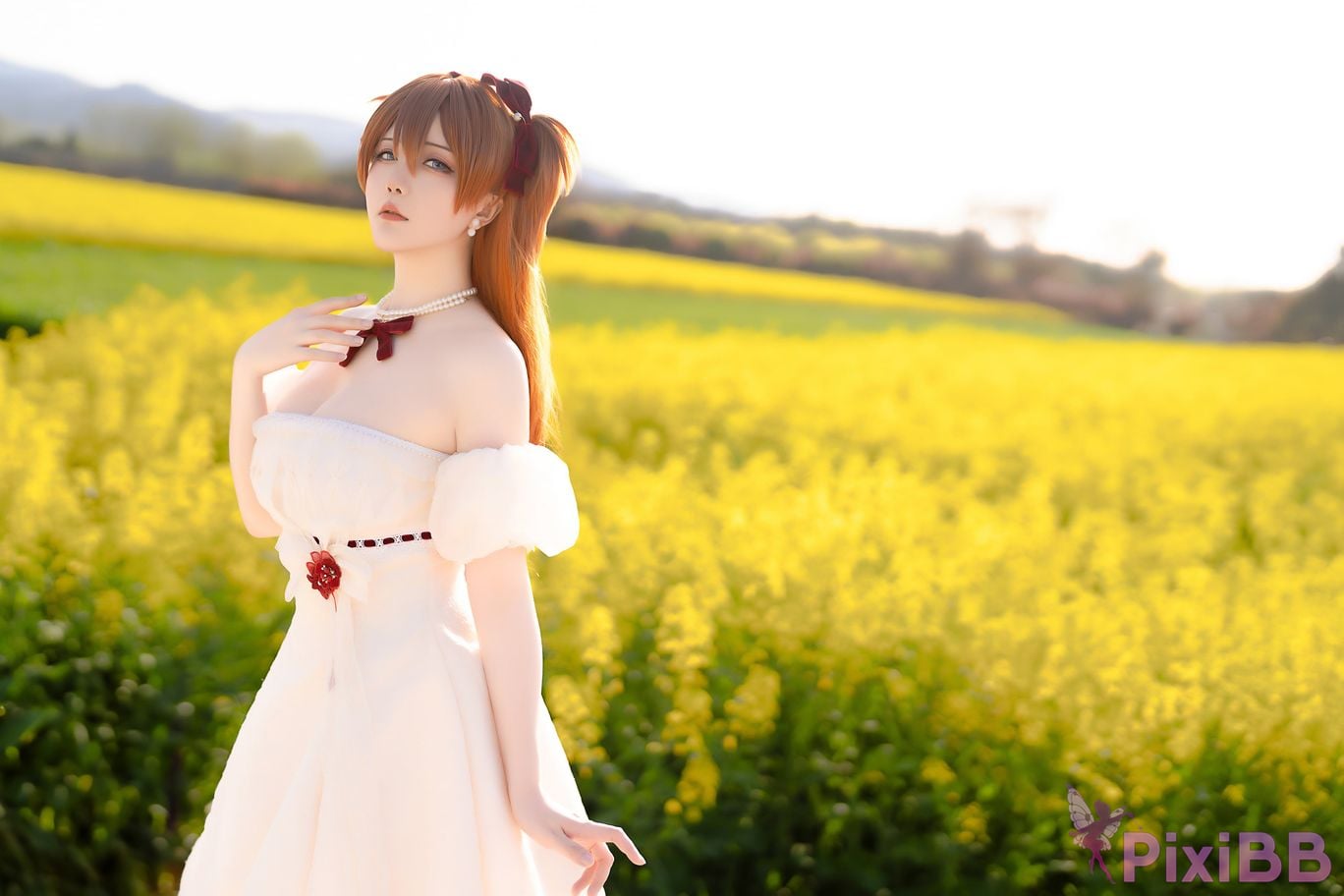Coser Hoshilily EVA PixiBB.COM 005