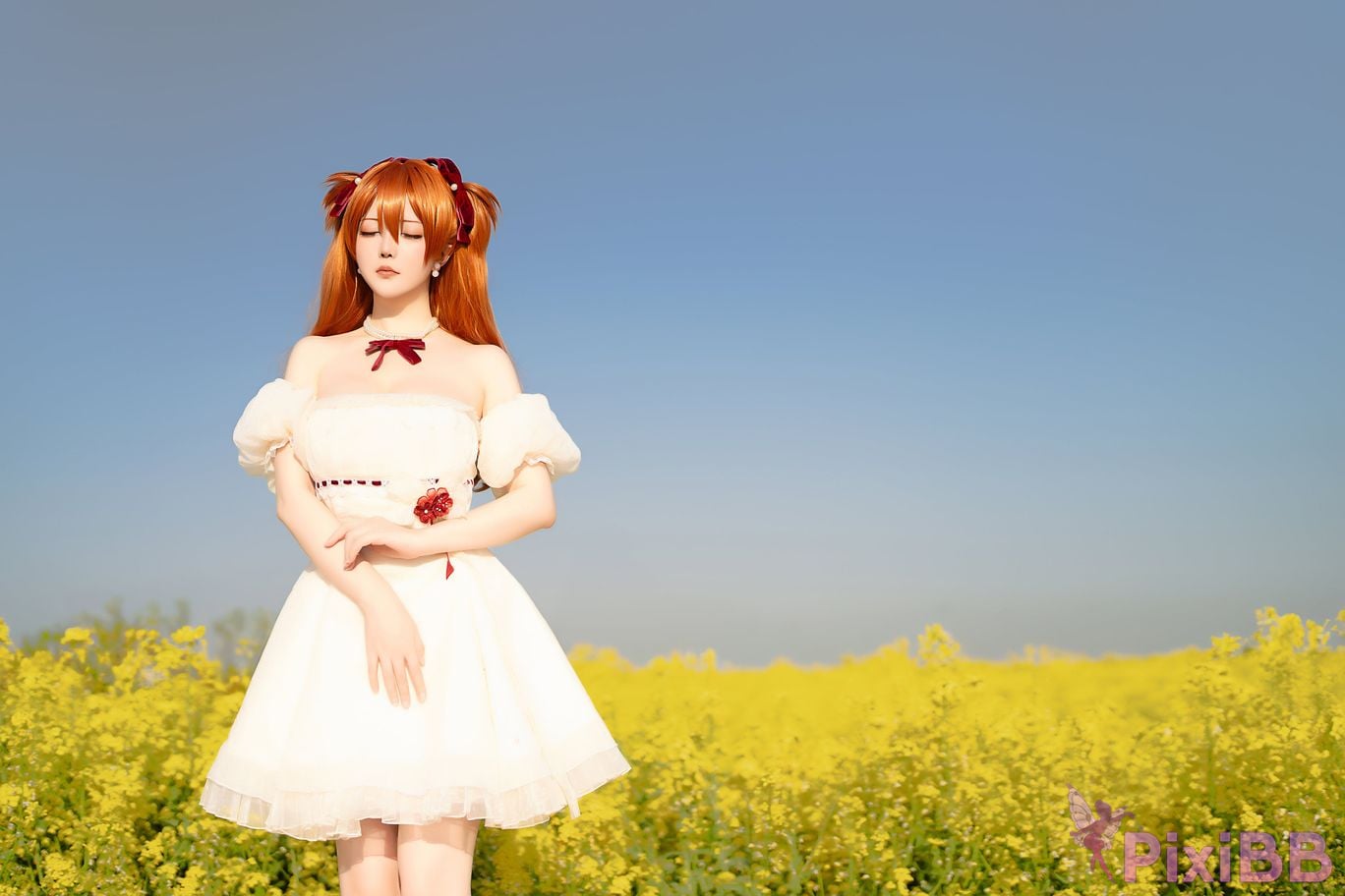 Coser Hoshilily EVA PixiBB.COM 006