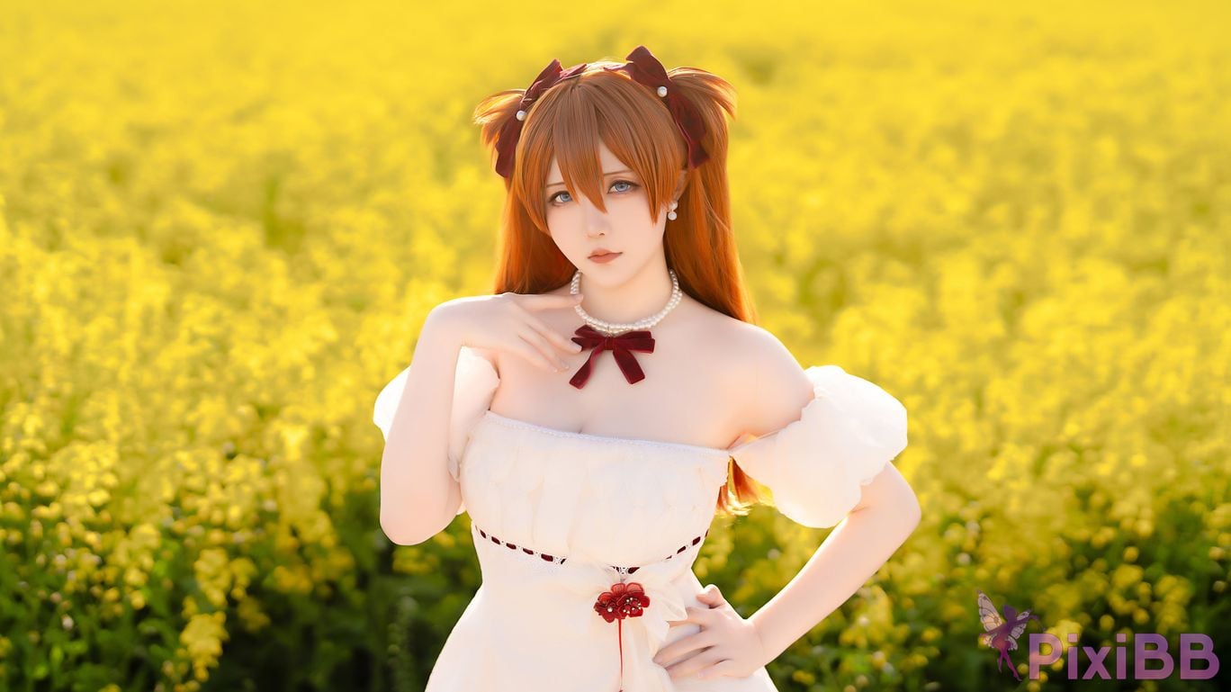 Coser Hoshilily EVA PixiBB.COM 009