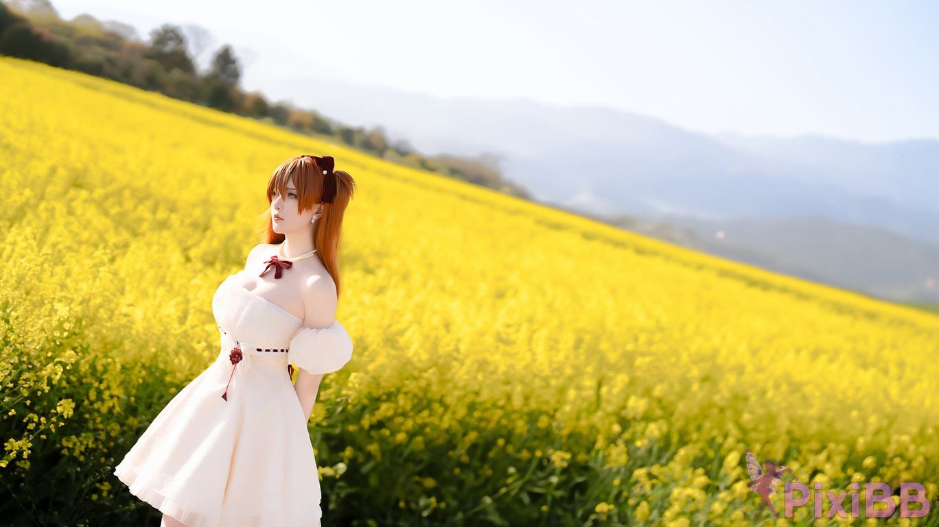 Coser Hoshilily EVA PixiBB.COM 011
