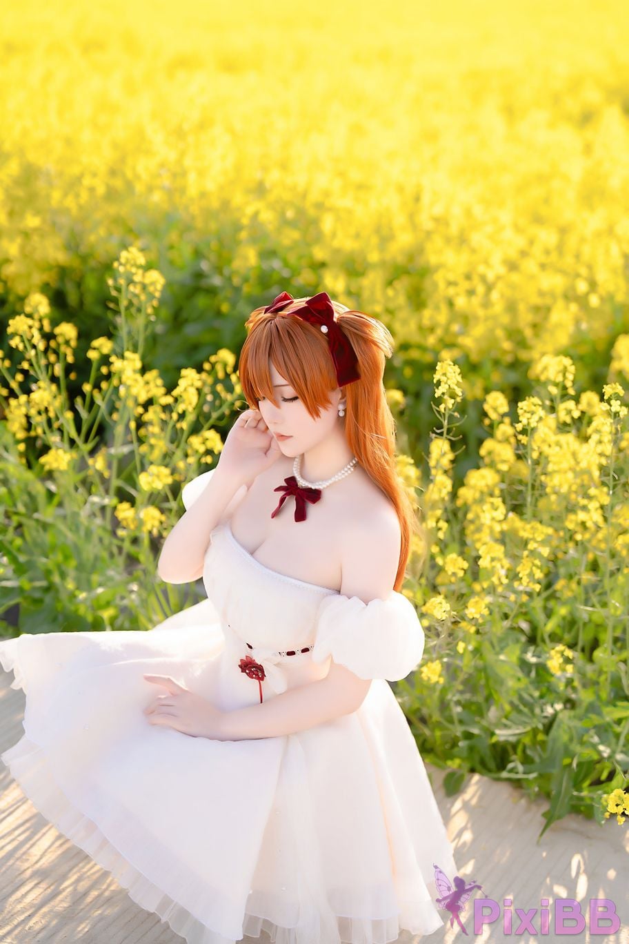 Coser Hoshilily EVA PixiBB.COM 014