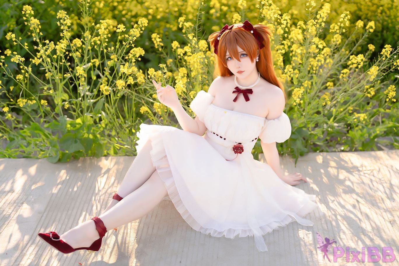 Coser Hoshilily EVA PixiBB.COM 015
