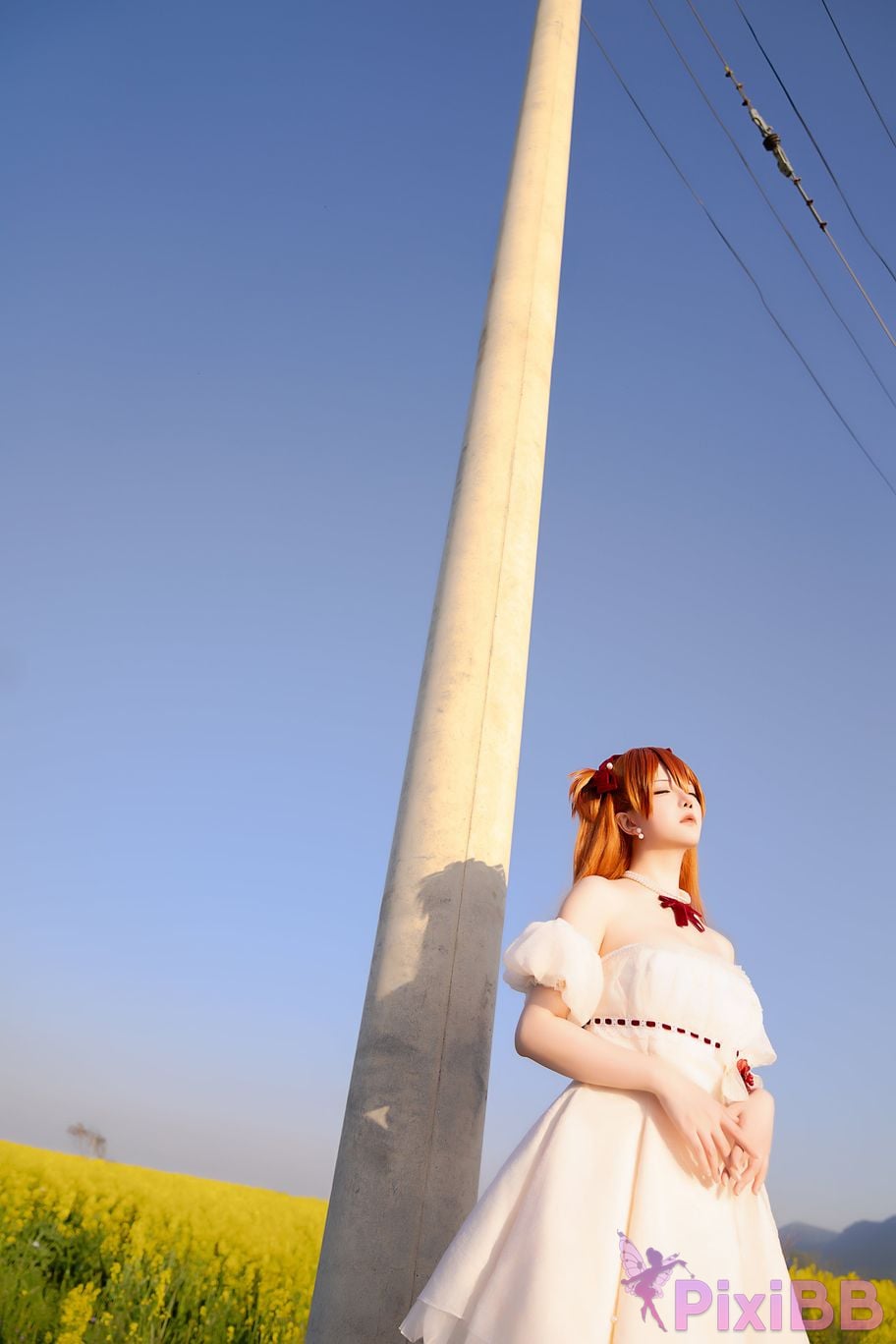 Coser Hoshilily EVA PixiBB.COM 024