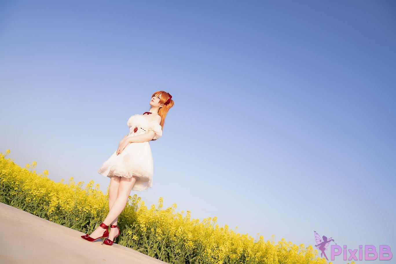 Coser Hoshilily EVA PixiBB.COM 025