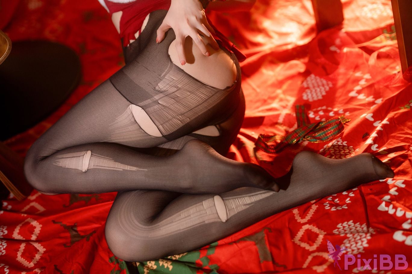 Coser Hoshilily 2024 PixiBB.COM 020.JPG