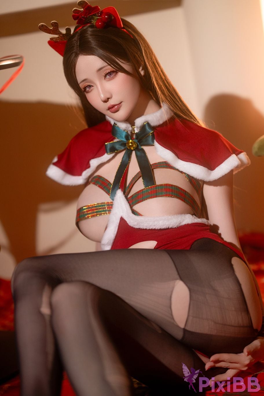 Coser Hoshilily 2024 PixiBB.COM 021.JPG
