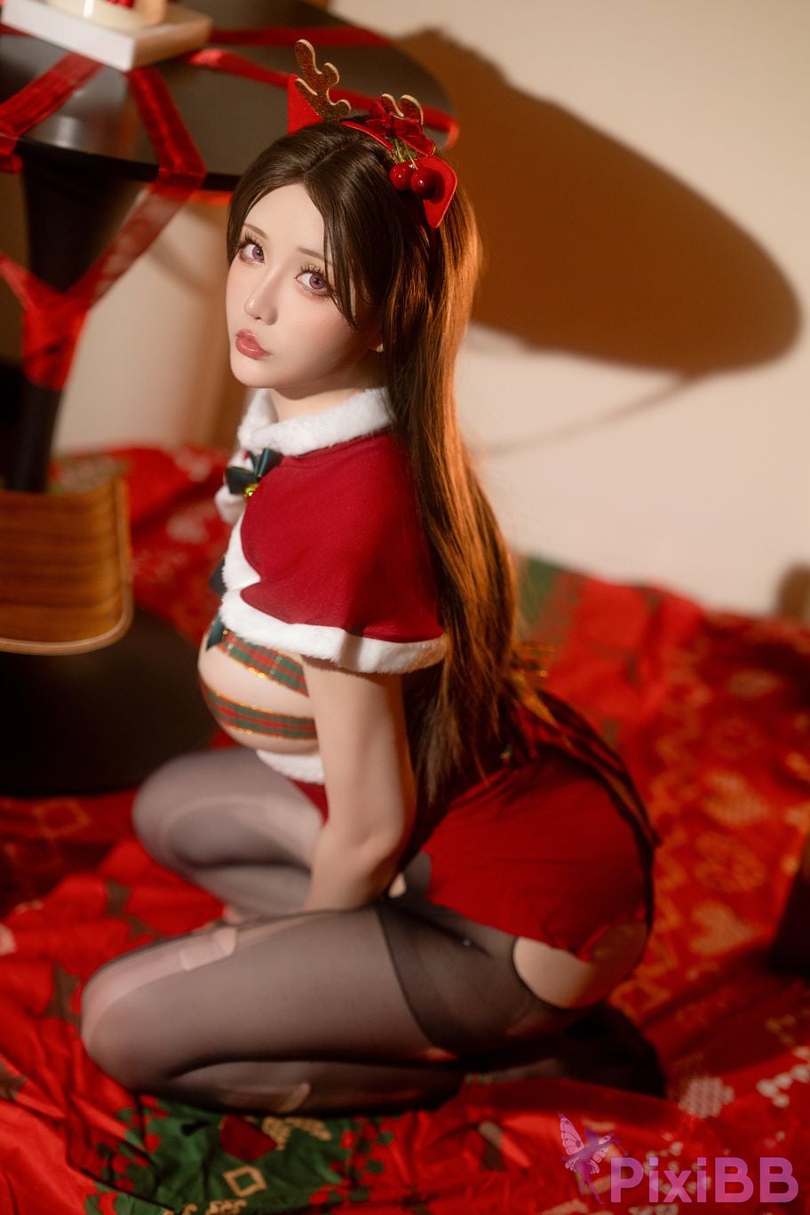 Coser Hoshilily 2024 PixiBB.COM 030.JPG