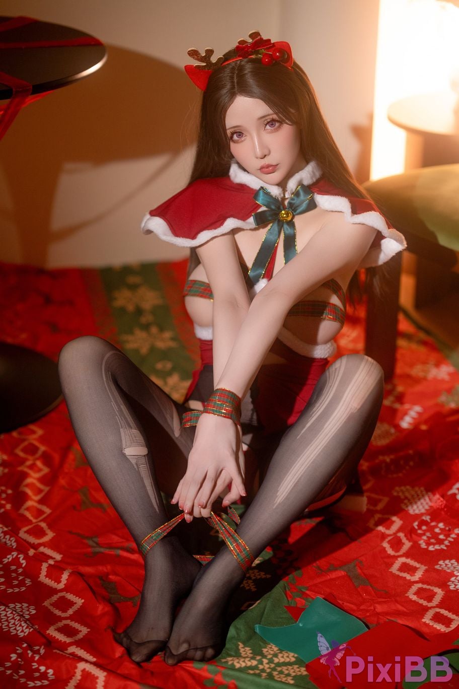 Coser Hoshilily 2024 PixiBB.COM 033.JPG