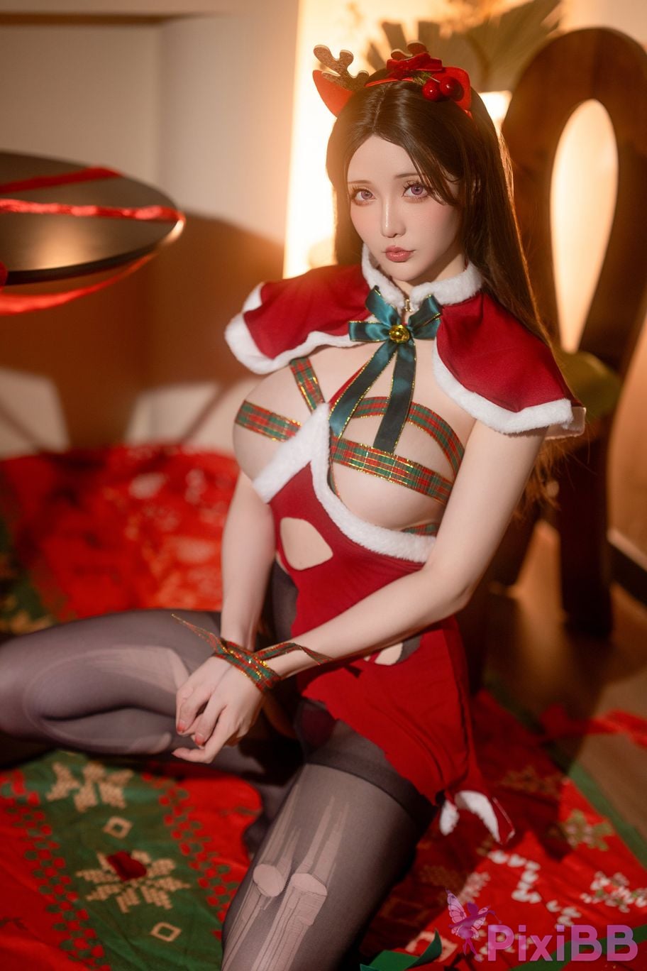 Coser Hoshilily 2024 PixiBB.COM 036.JPG