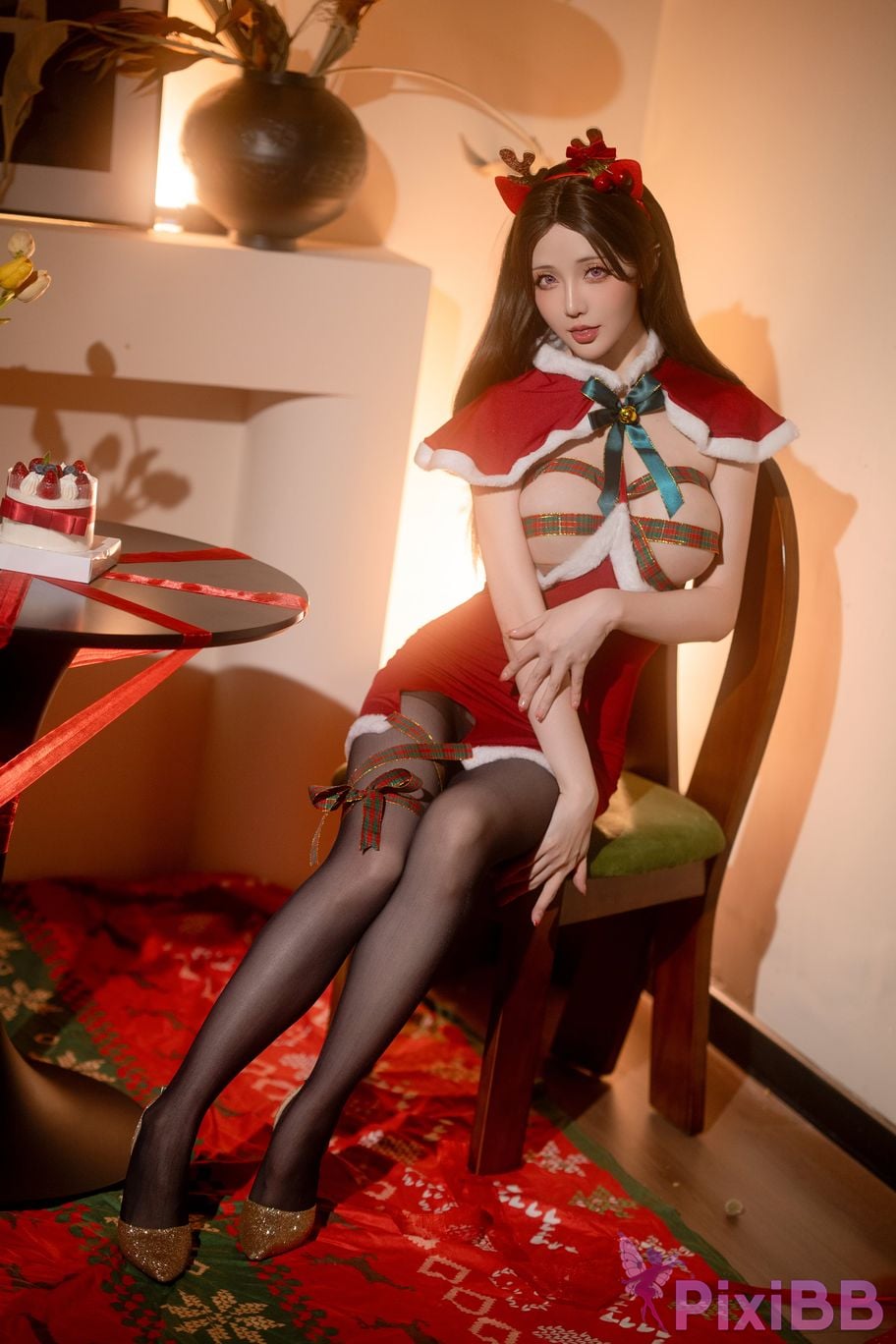 Coser Hoshilily 2024 PixiBB.COM 063.JPG