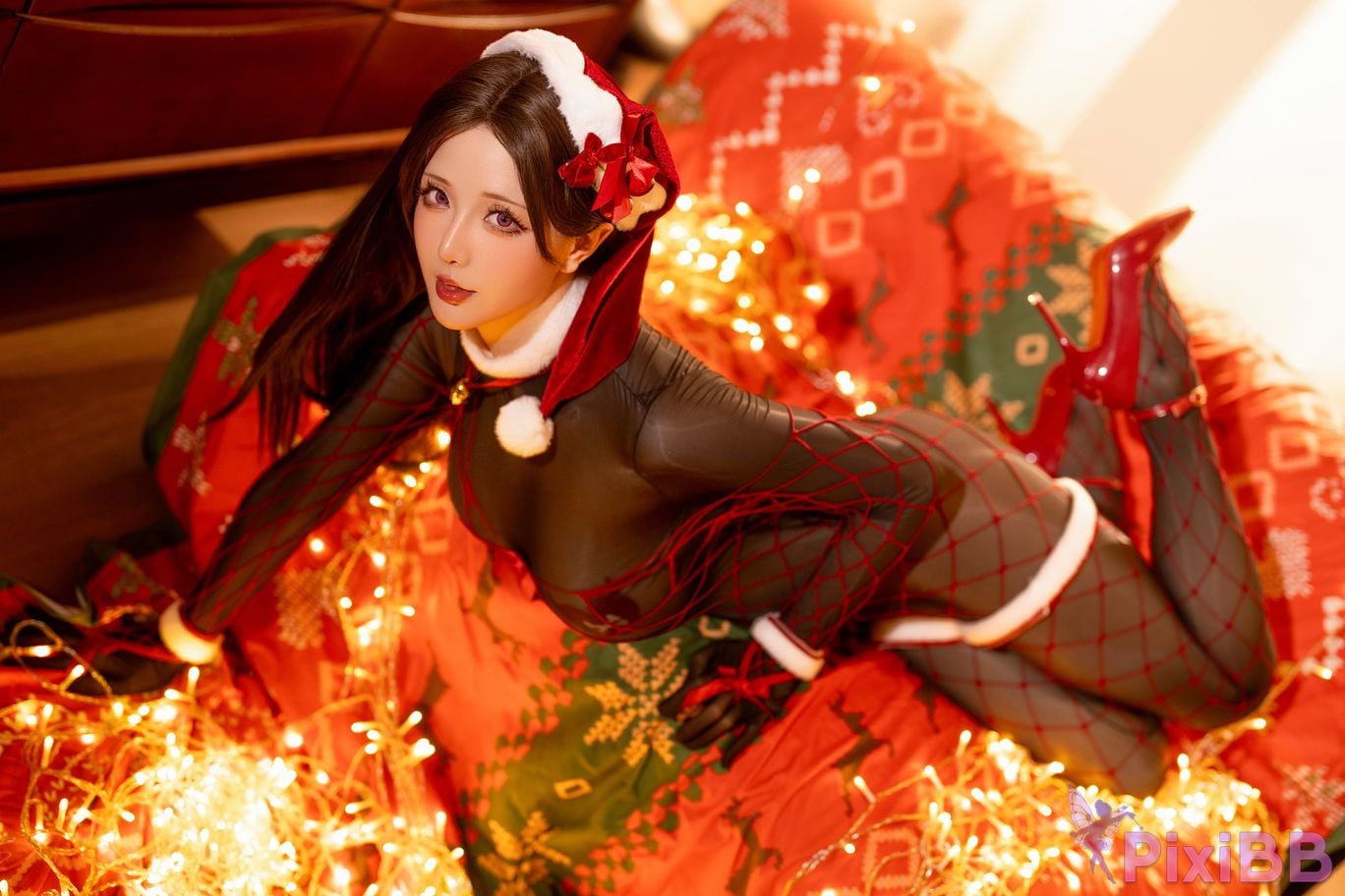 Coser Hoshilily 2024 PixiBB.COM 004.JPG