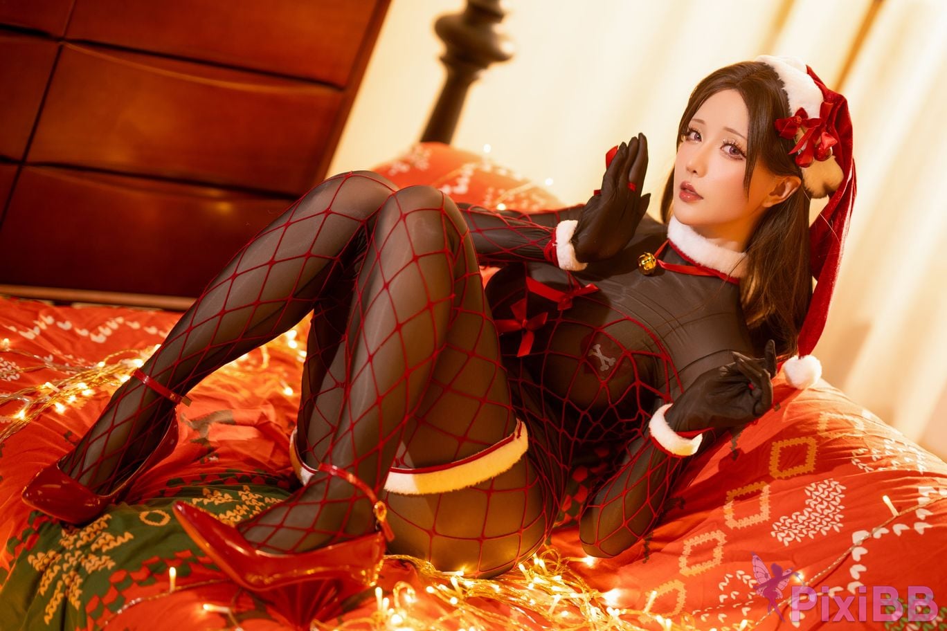 Coser Hoshilily 2024 PixiBB.COM 032.JPG