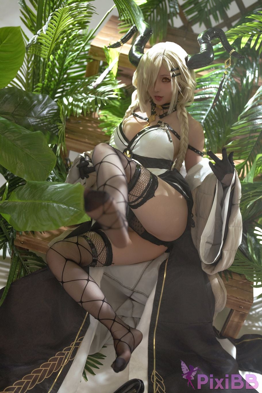 Coser Hoshilily 2024 PixiBB.COM 064
