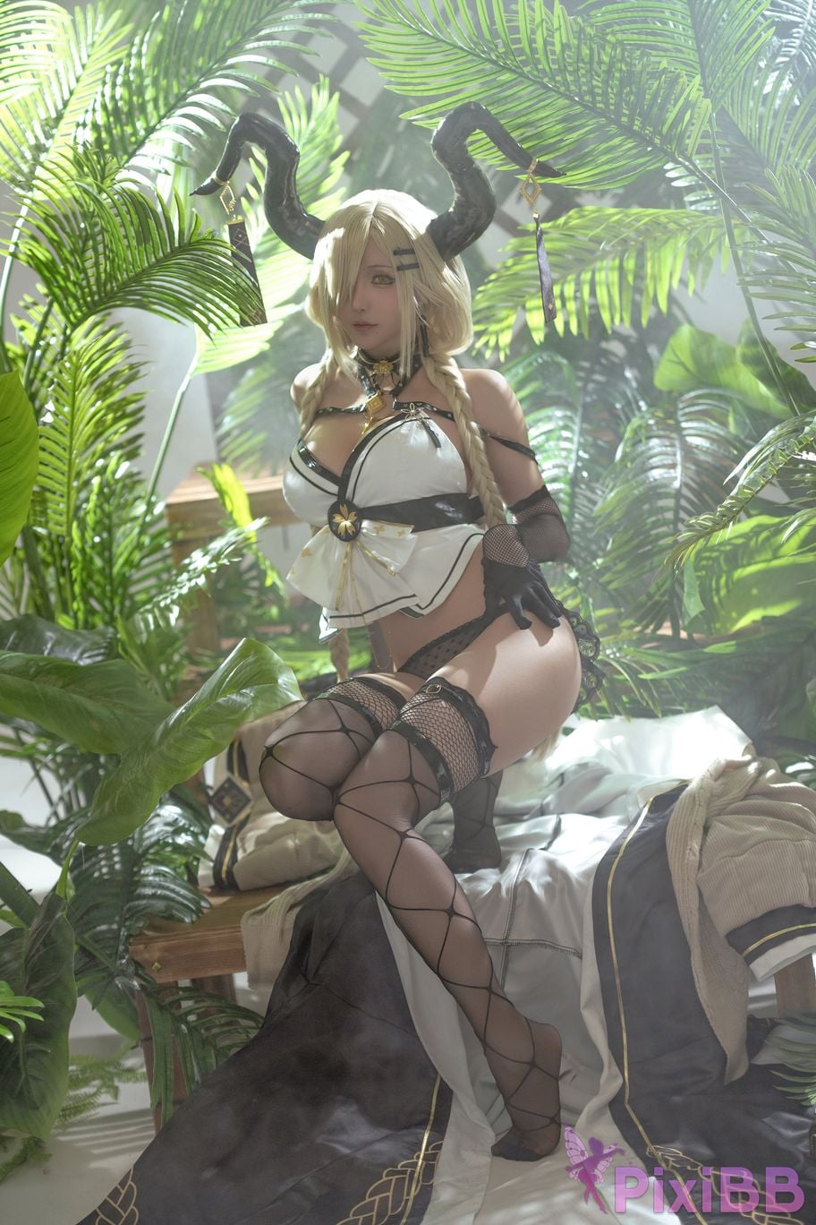 Coser Hoshilily 2024 PixiBB.COM 079