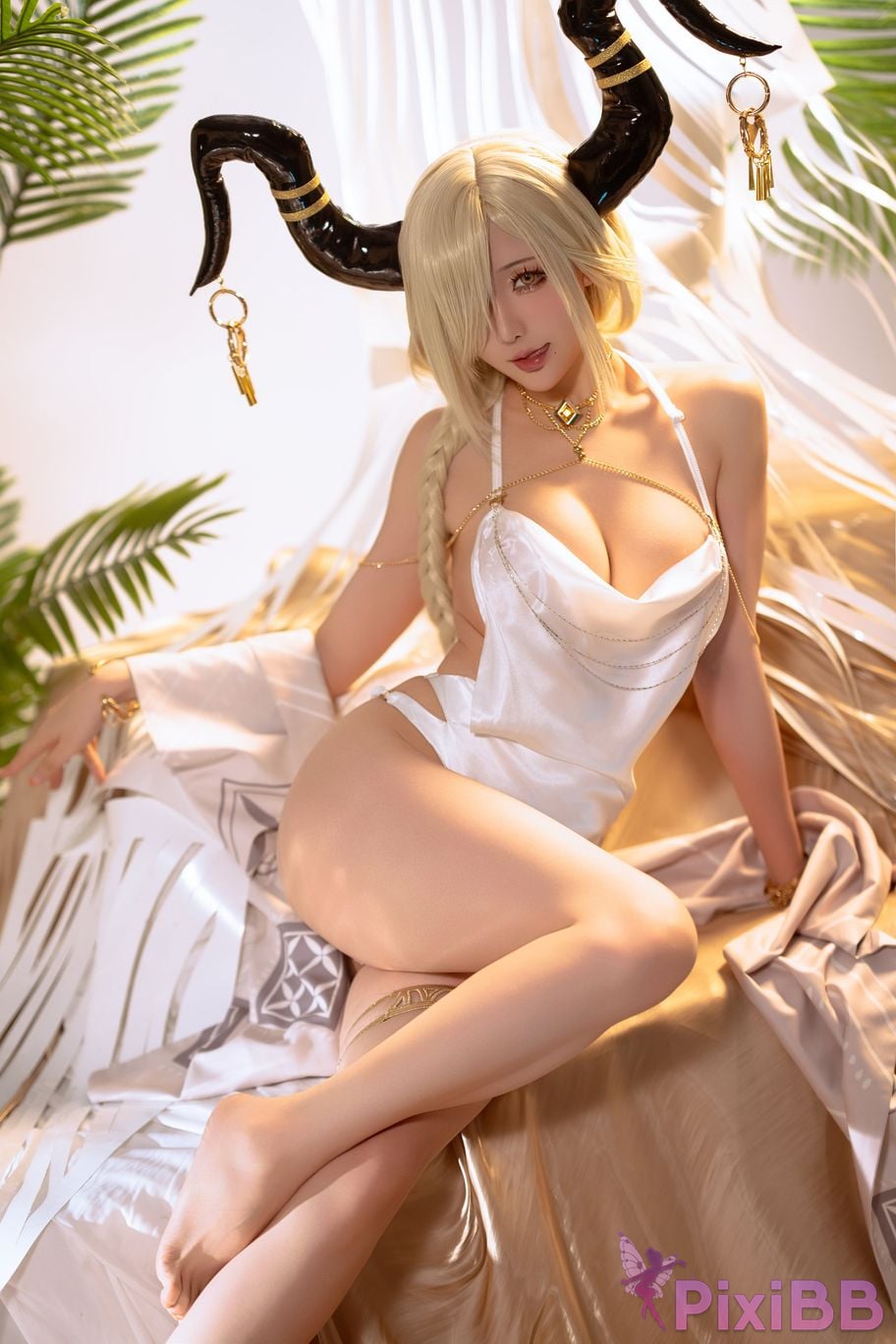 Coser Hoshilily 2024 PixiBB.COM 106