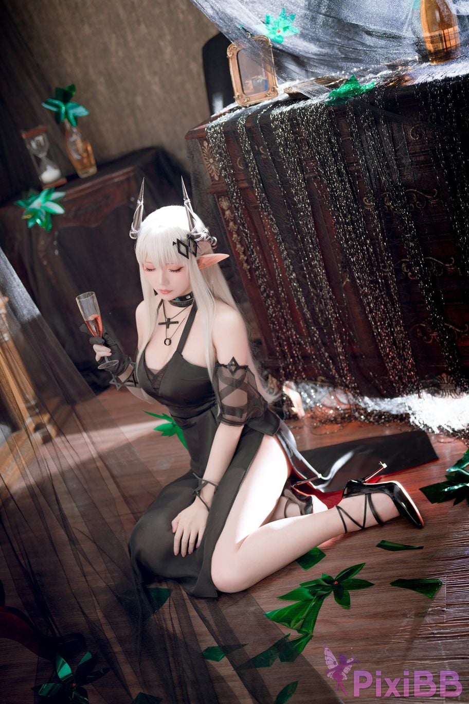 Coser Hoshilily Heartbeat PixiBB.COM 123