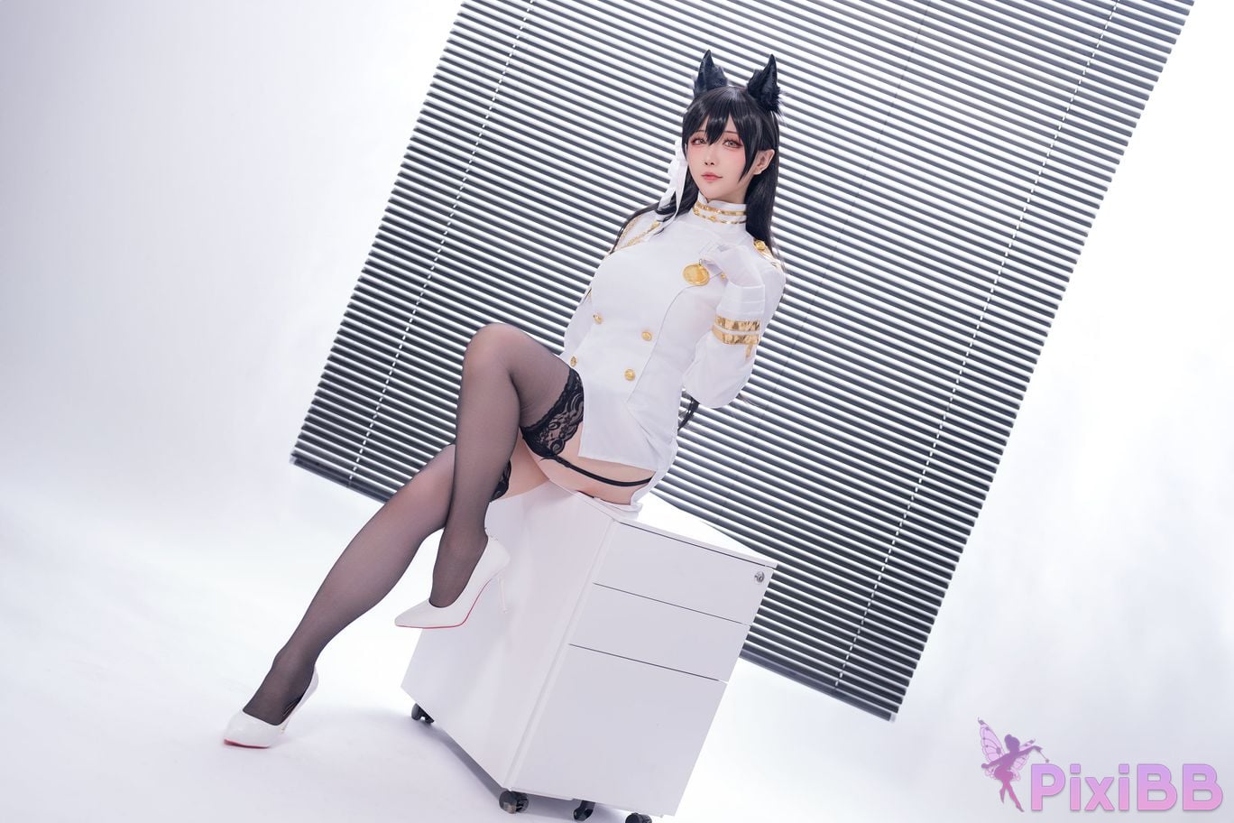 Coser Hoshilily 202502A PixiBB.COM 001
