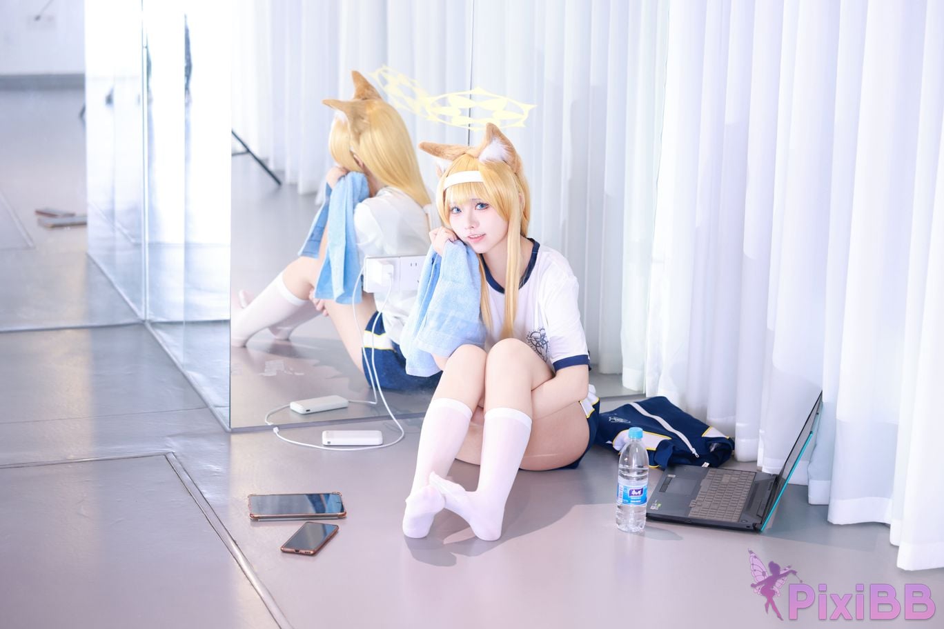 Coser G44Bu hui shou shang PixiBB.COM 001