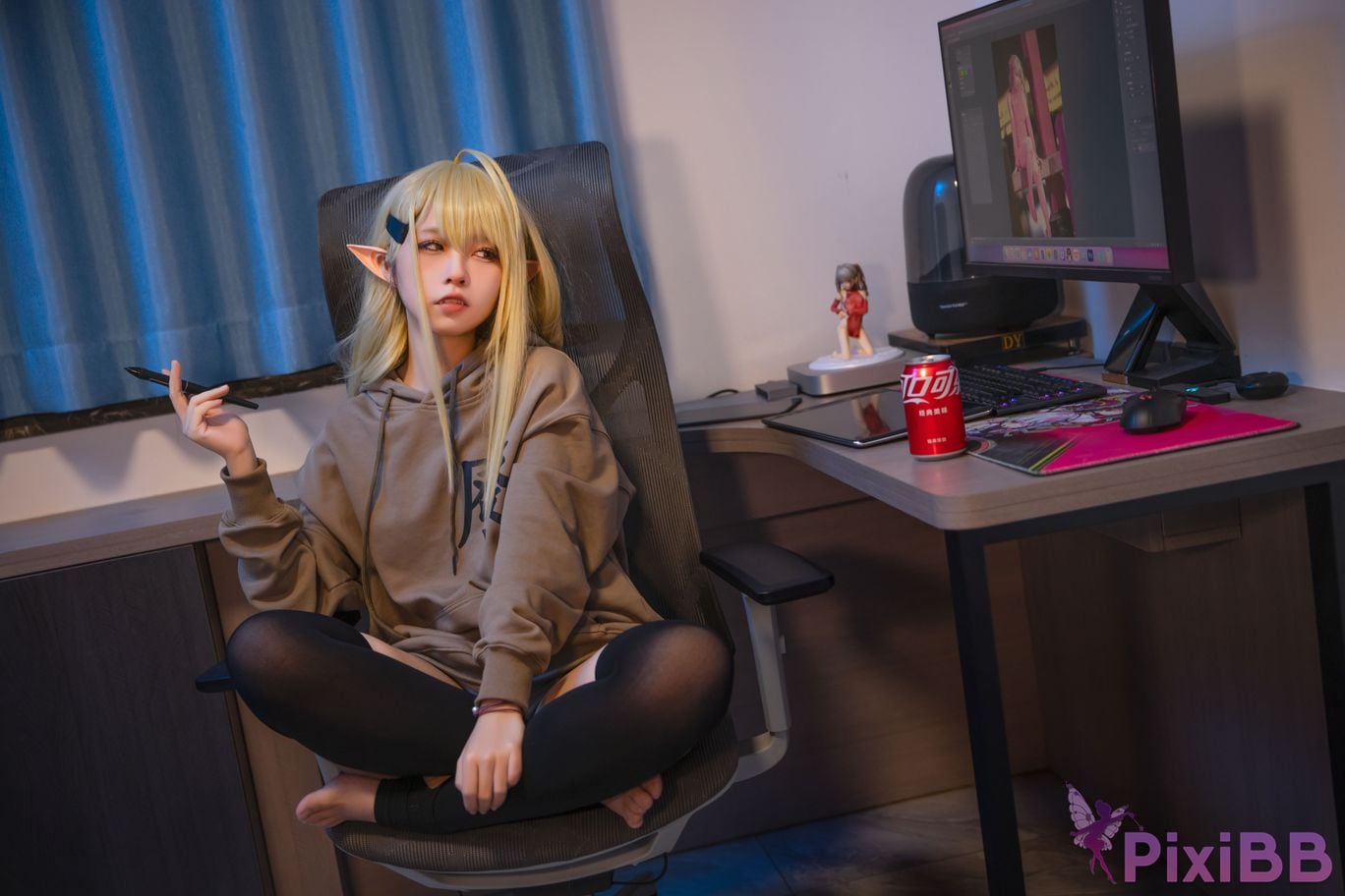 Coser G44 Vol.080 T PixiBB.COM 001