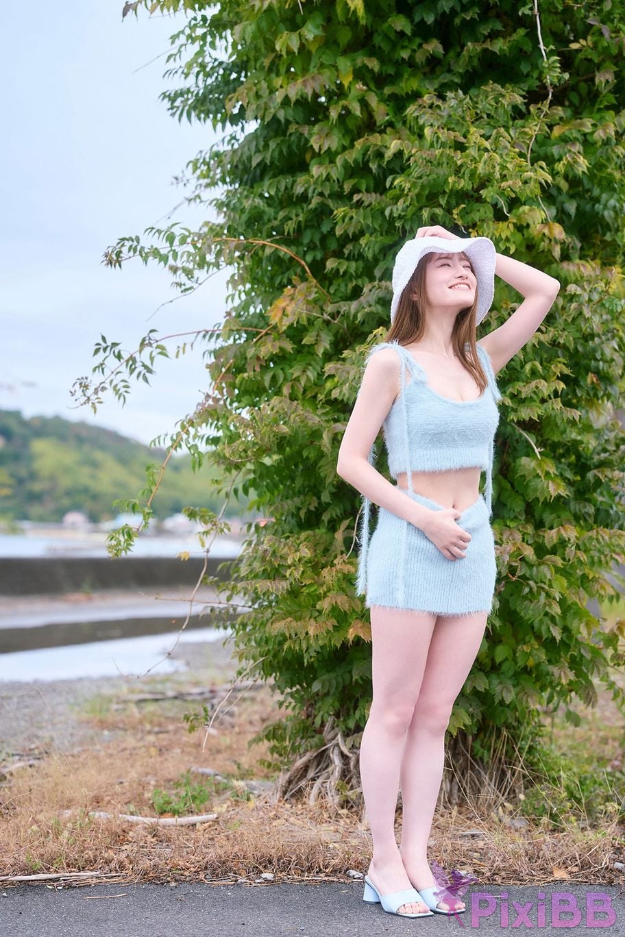 Japanese Idol Kana Nakada Nakata Hana Hokorobu Yanmaga digital photo book PixiBB.COM 058