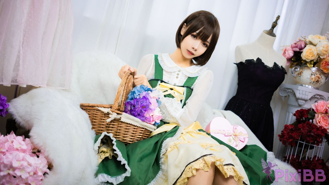 Coser Momoko PixiBB.COM 010