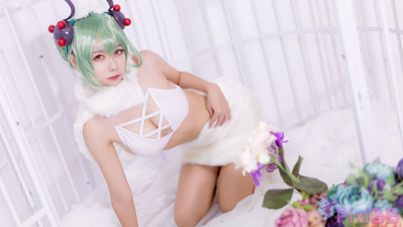 Coser Momoko PixiBB.COM 006