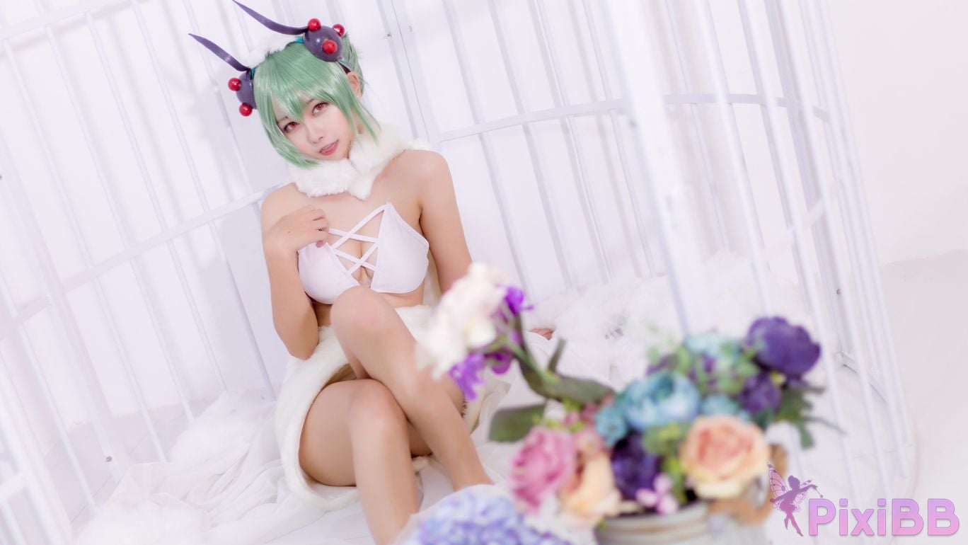 Coser Momoko PixiBB.COM 009