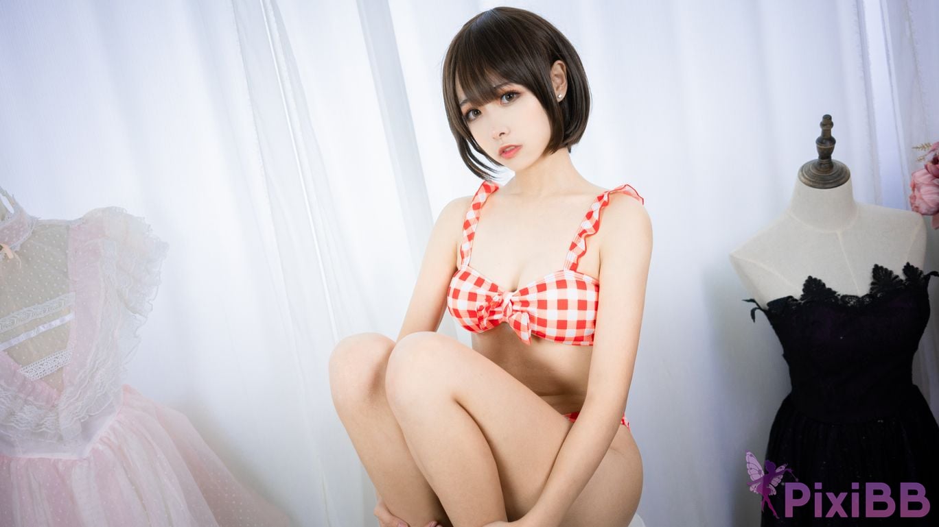 Coser Momoko PixiBB.COM 002
