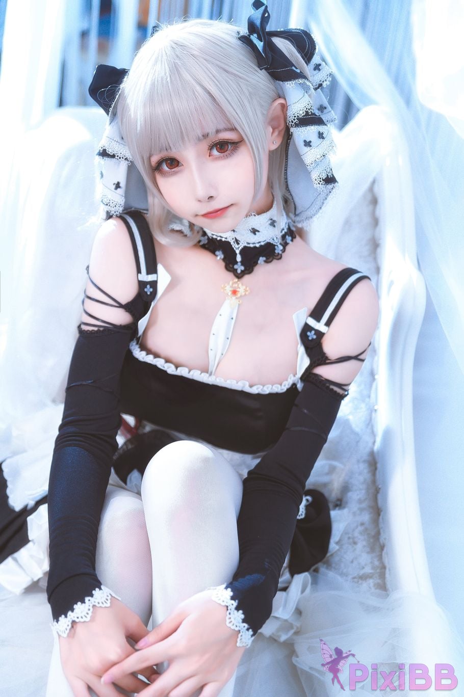 Coser Momoko PixiBB.COM 009