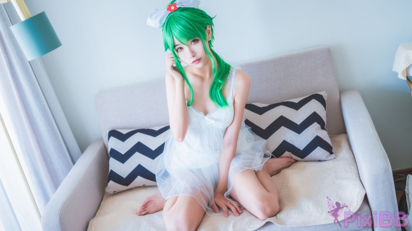 Coser Momoko PixiBB.COM 013