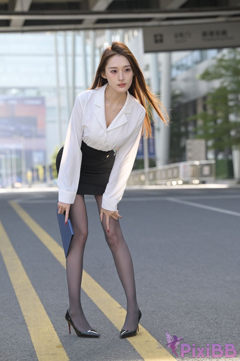 Featured Street Photography Works No.5496 Black stockings female secretary Xiao Guiyuan PixiBB.COM 155