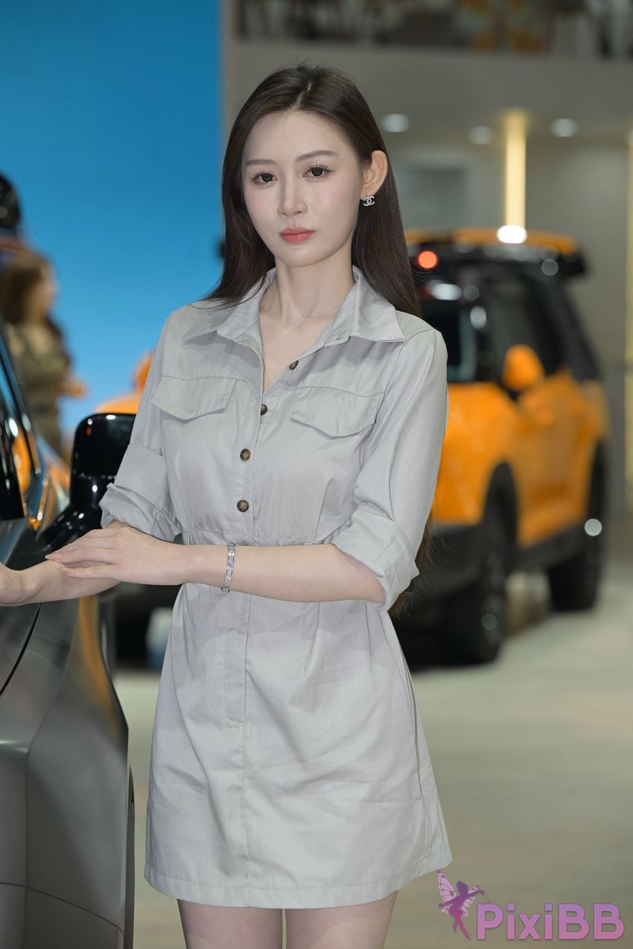 Featured Street Photography Works No.5497 S Class car model is dignified and elegant PixiBB.COM 005