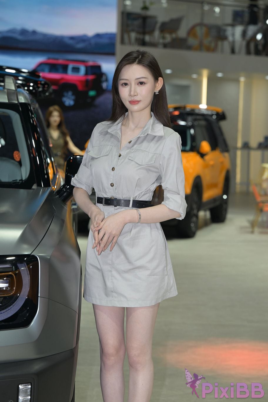 Featured Street Photography Works No.5497 S Class car model is dignified and elegant PixiBB.COM 012