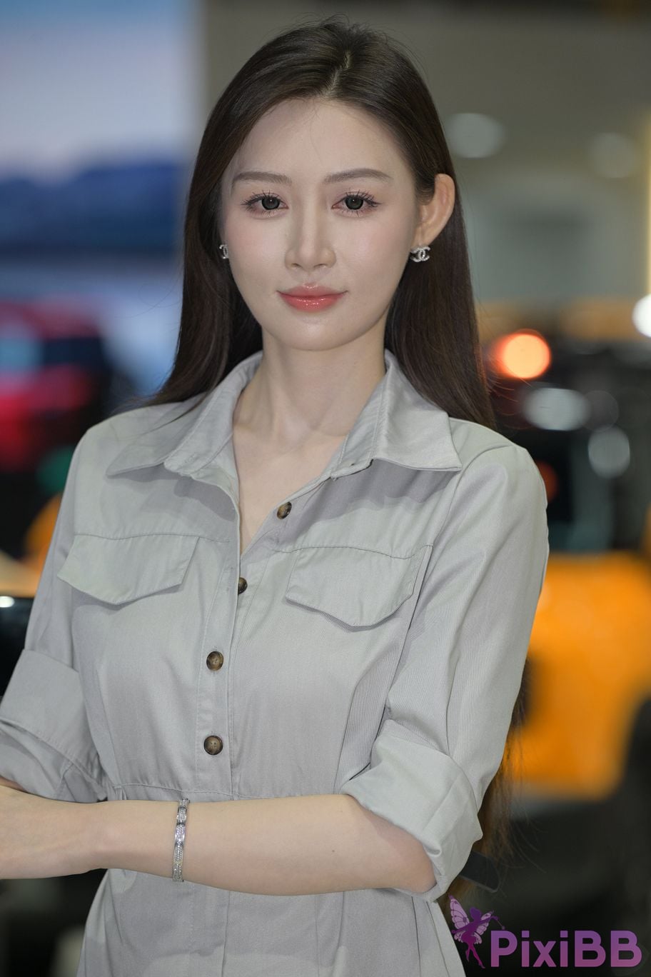 Featured Street Photography Works No.5497 S Class car model is dignified and elegant PixiBB.COM 025