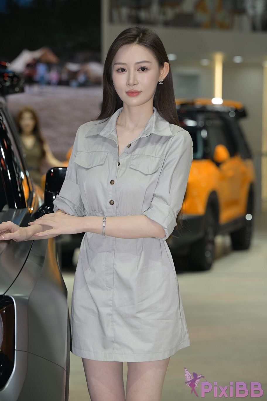 Featured Street Photography Works No.5497 S Class car model is dignified and elegant PixiBB.COM 026