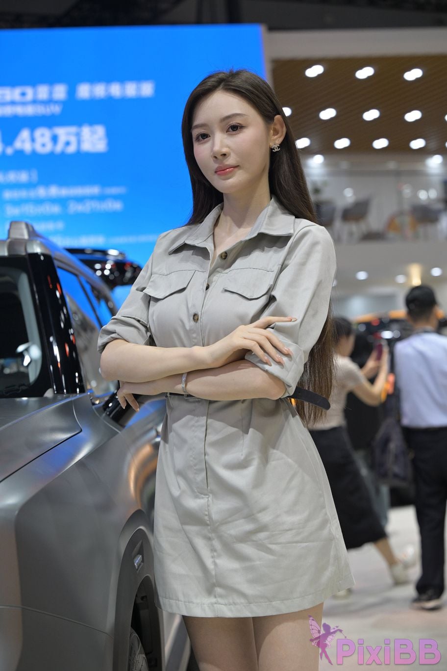 Featured Street Photography Works No.5497 S Class car model is dignified and elegant PixiBB.COM 070