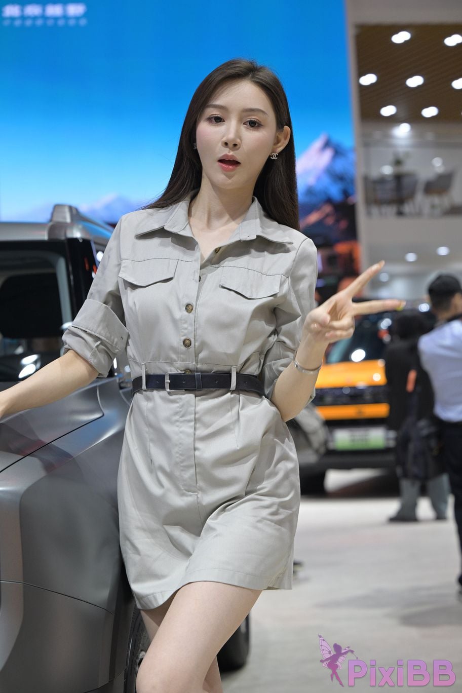 Featured Street Photography Works No.5497 S Class car model is dignified and elegant PixiBB.COM 071