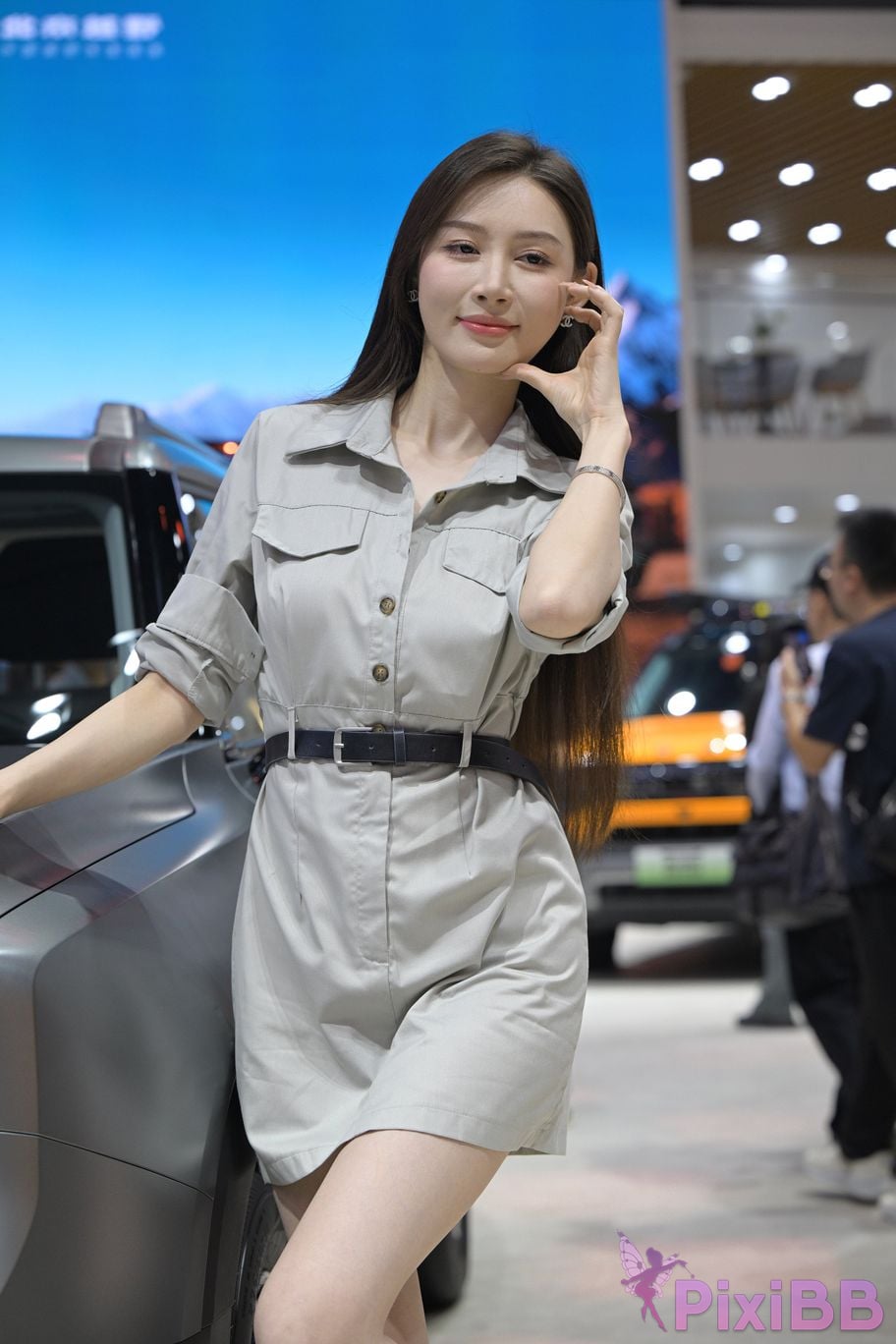Featured Street Photography Works No.5497 S Class car model is dignified and elegant PixiBB.COM 073