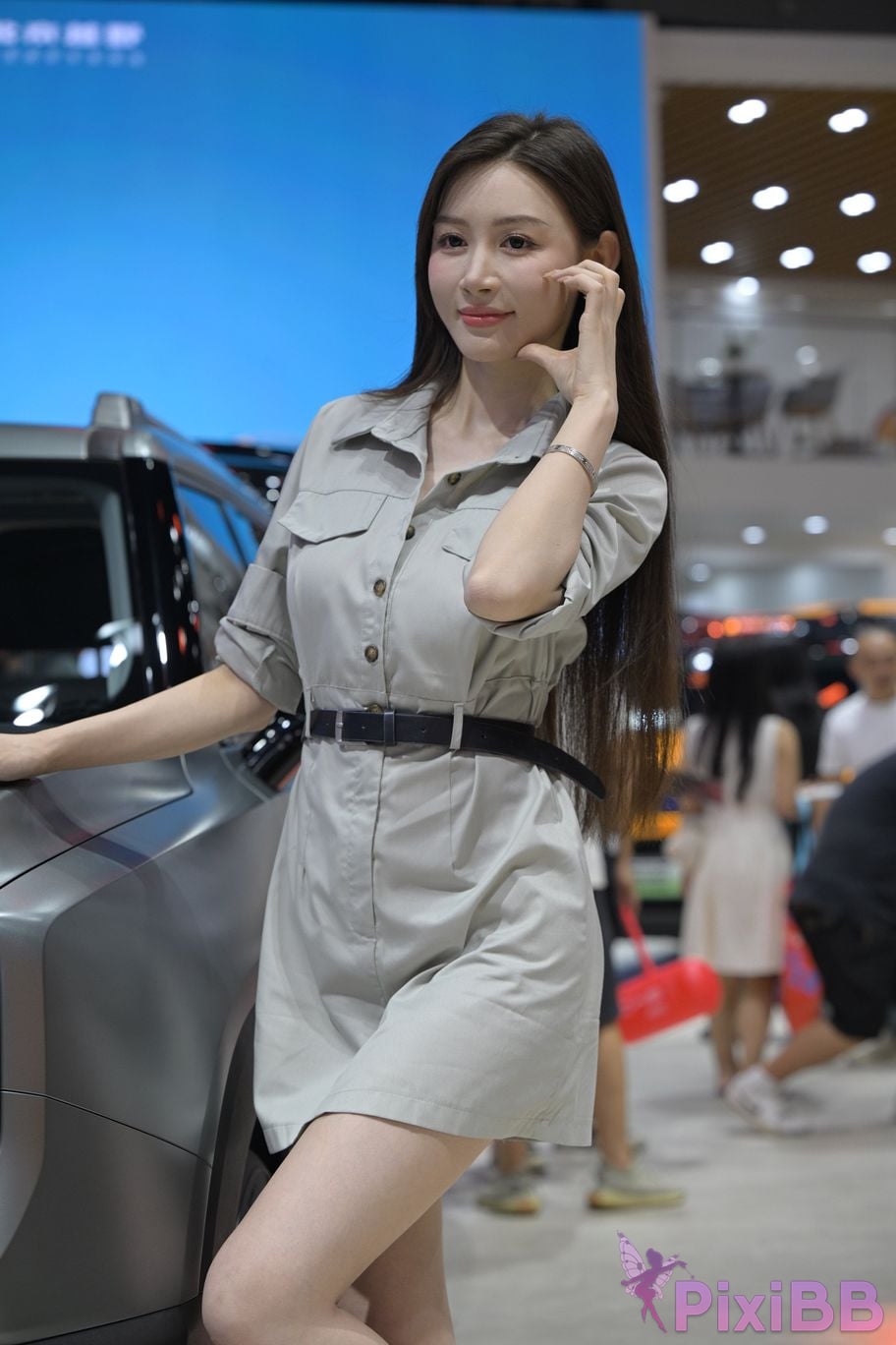 Featured Street Photography Works No.5497 S Class car model is dignified and elegant PixiBB.COM 080
