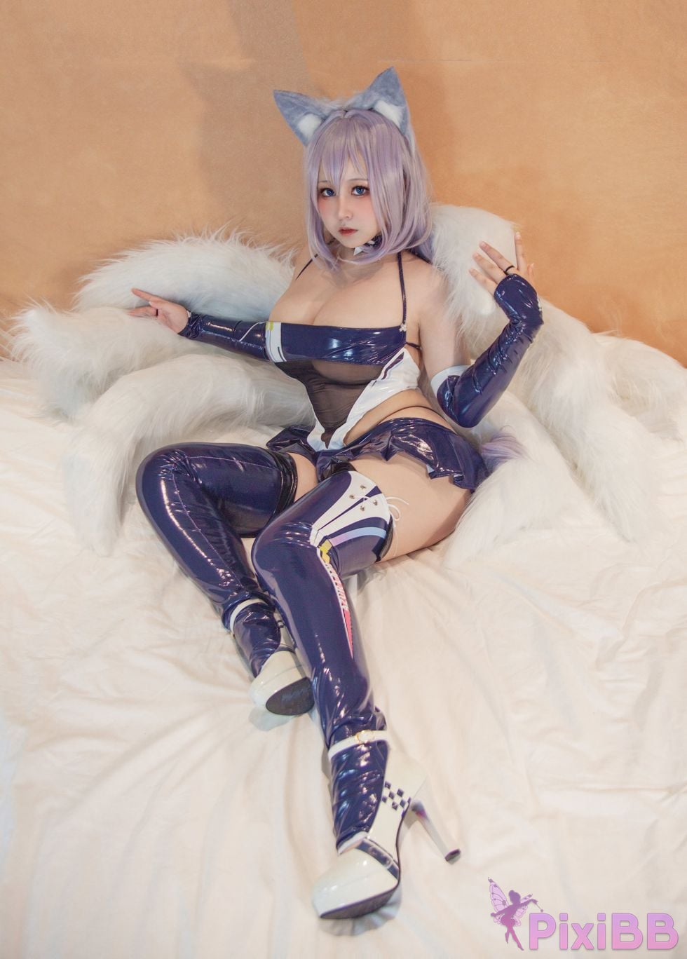 Coser KANEKO PixiBB.COM 011